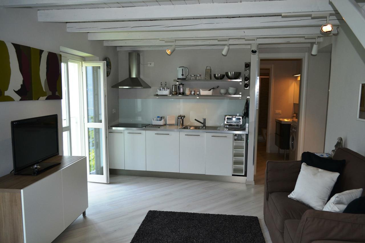 Charme And Lake View - Bymyhomeincomo Moltrasio Exterior photo